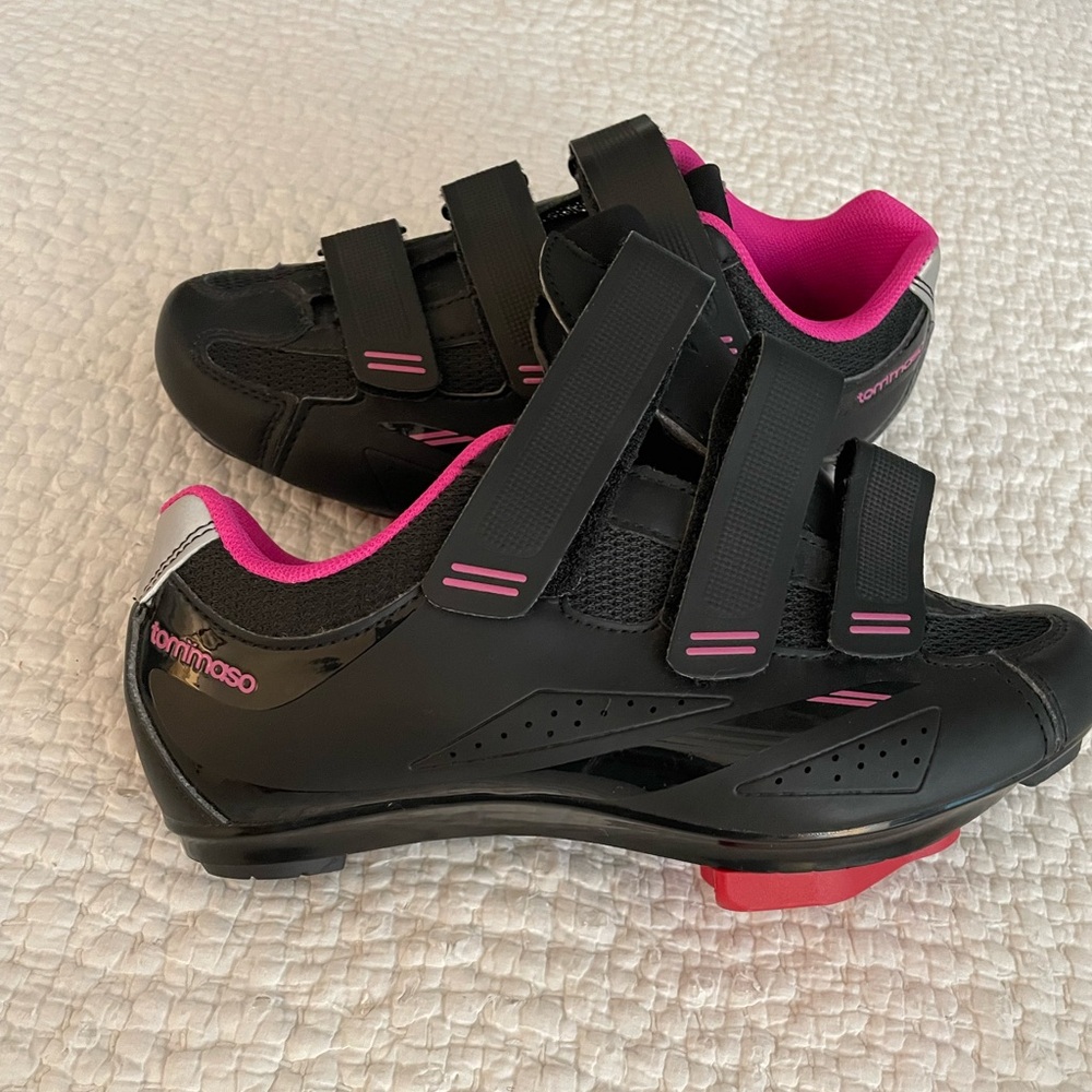 Tommaso Pista 100 Women’s Peloton Cycling Shoes Delta Clip